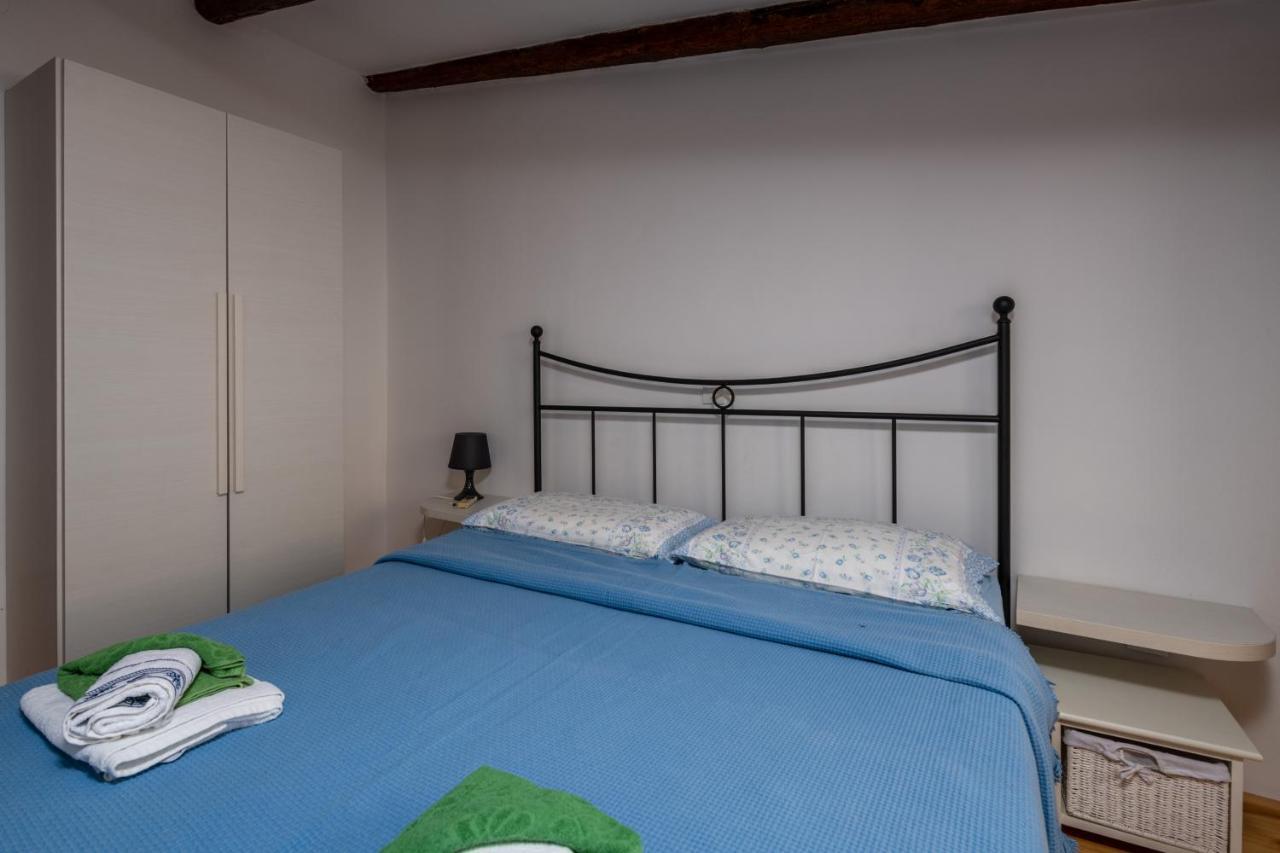 Apartment Blue Bay Free Parking 罗维尼 外观 照片